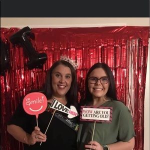 Meet your Posher, Connally